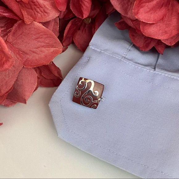 Elegant Coffee and Silver Square Cufflinks - Picture 9 of 16